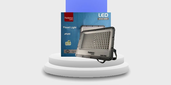Éclairez efficacement avec le projecteur LED BK05 Radiance: puissance, durabilité et technologie LED